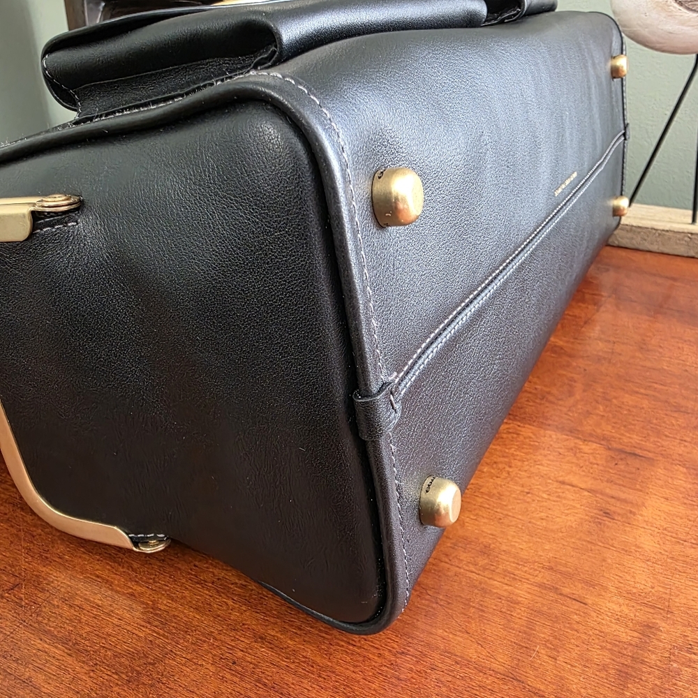 Coach CDZ12 Turnlock Haversack Black Leather Brass Shoulder Bag NWT - Picture 6 of 16